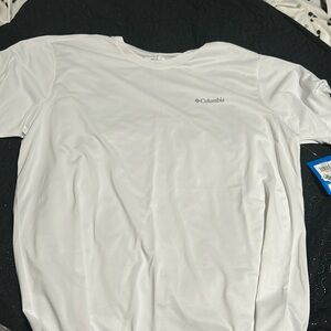 White mens Columbia t-shirt